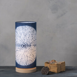 Luminaire artisanal en indigo
