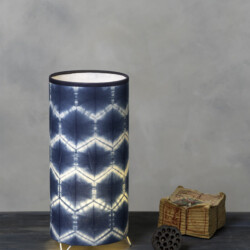 Lampe en indigo et shibori